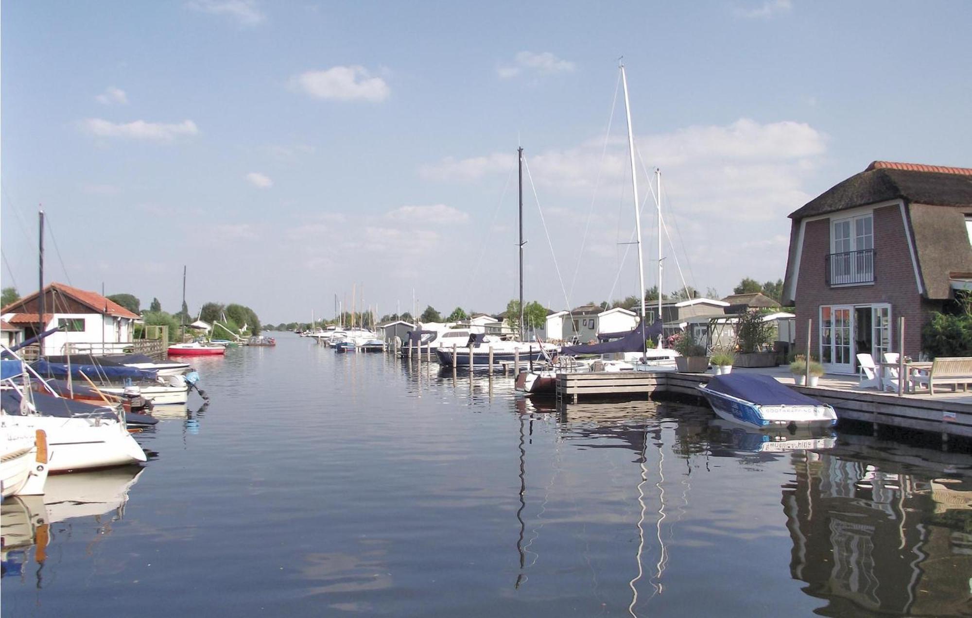 Beautiful Home In Breukelen With Wifi Екстер'єр фото