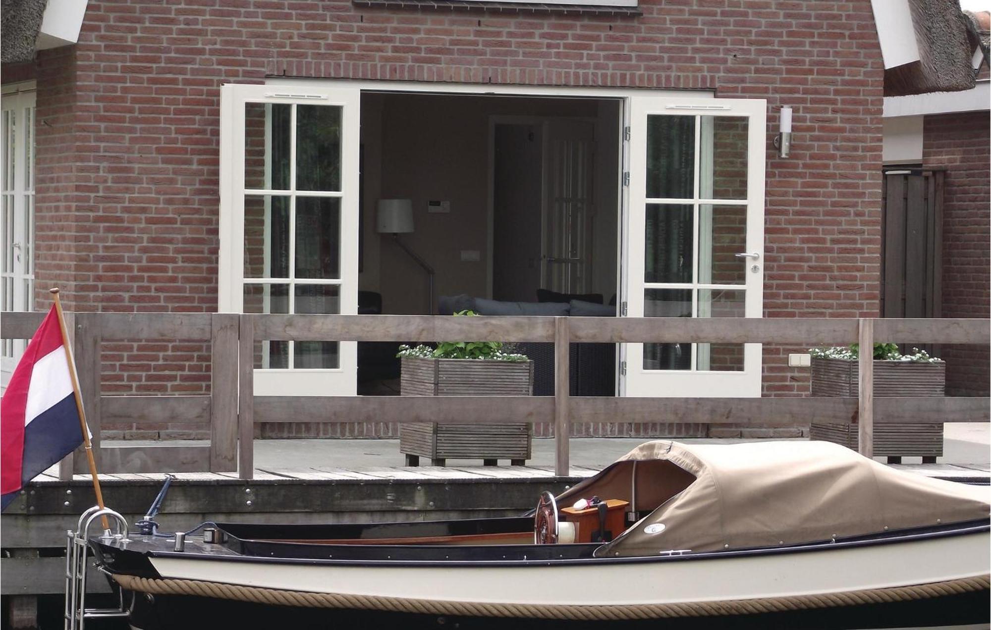 Beautiful Home In Breukelen With Wifi Екстер'єр фото