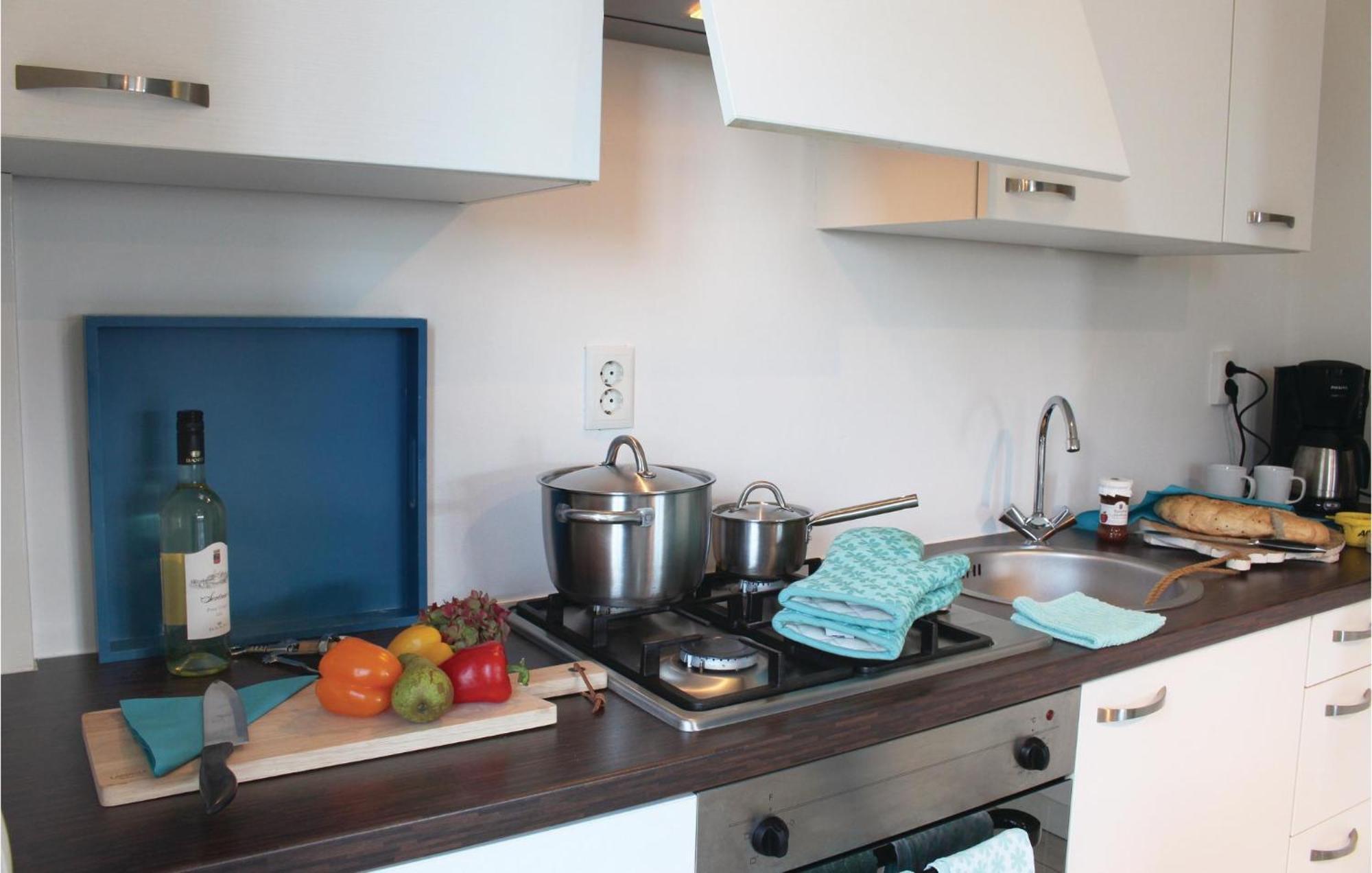 Beautiful Home In Breukelen With Wifi Екстер'єр фото